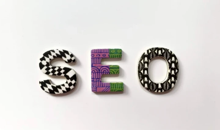 Fridge magnet letters spell out S E O